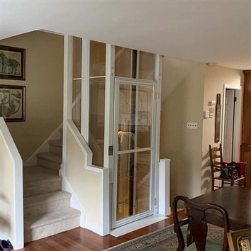 Elevadores de passageiros de grande capacidade